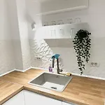 شقة Bucharest Apartment *