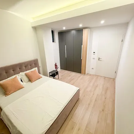Bucharest Apartment Bükreş